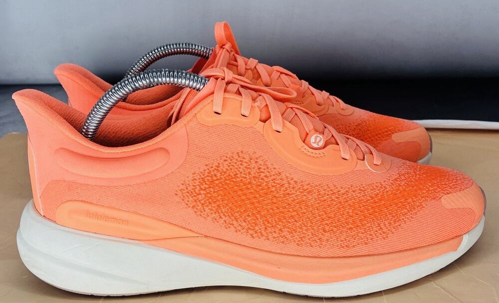 Lululemon Chargefeel 2 Low Workout Knit Running Training Sneakers Sz 10.5